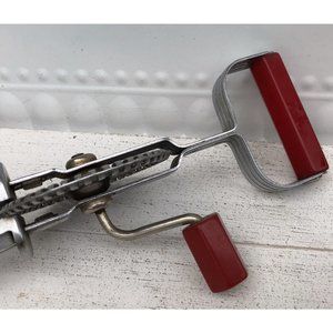 Antq 40s Ekco Red Bakelite Handle Hand Mixer Egg Beater Vtg Farmhouse Retro USA